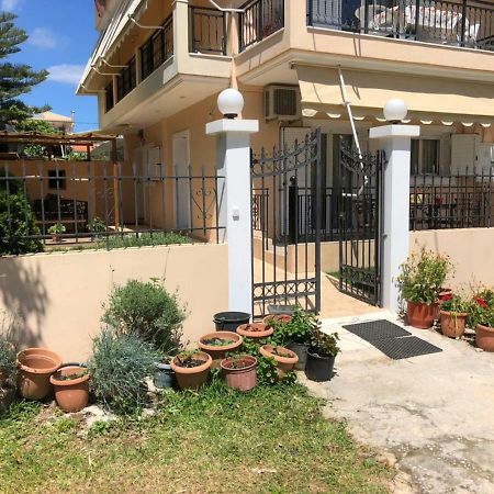Artemis Apartments Lefkada City Bagian luar foto