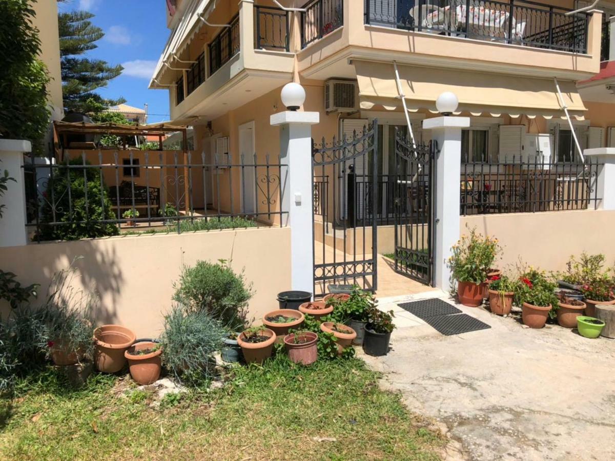 Artemis Apartments Lefkada City Bagian luar foto