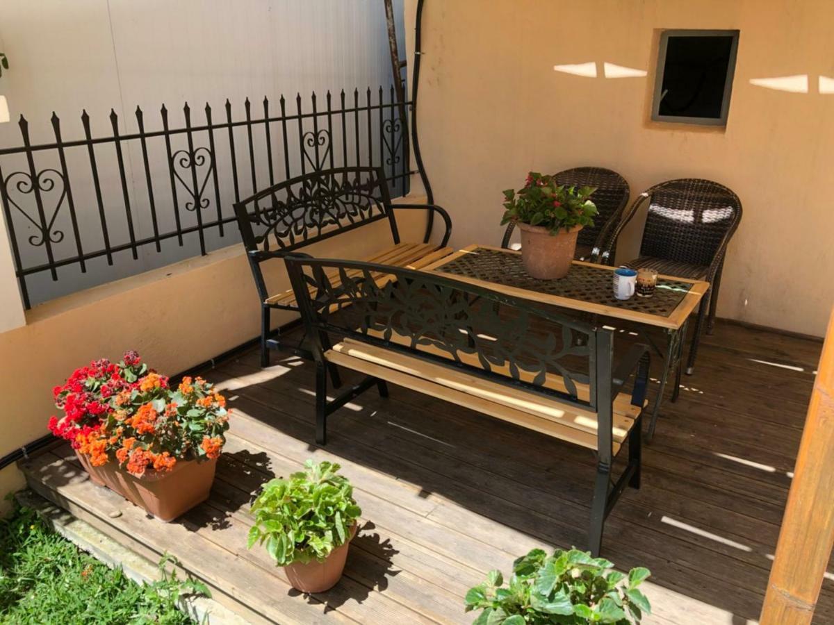 Artemis Apartments Lefkada City Bagian luar foto