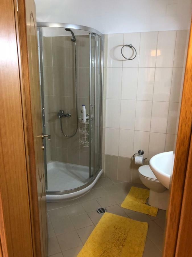 Artemis Apartments Lefkada City Bagian luar foto